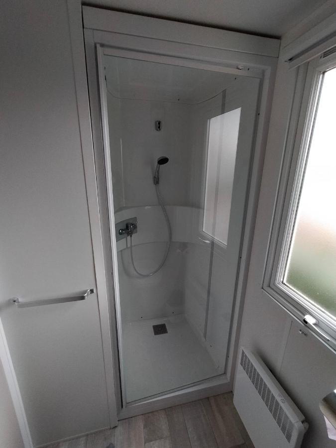 סן ז'אן דה מון Mobil Home 6 Places Climatise מראה חיצוני תמונה