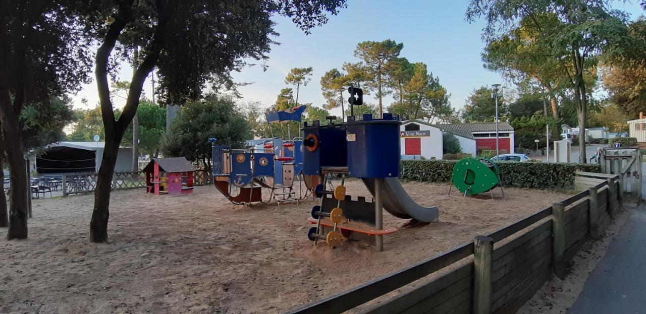 סן ז'אן דה מון Mobil Home 6 Places Climatise מראה חיצוני תמונה